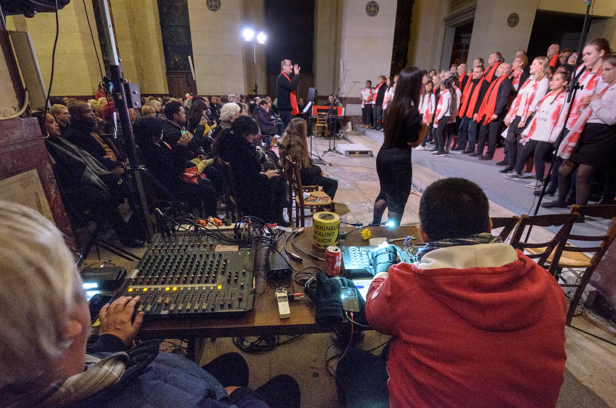 Concert "Noël des 4 coins du Monde" - Chorale Atout Choeur, Chorale Saint André - Cathédrale Saint-Louis-et-Saint-Nicolas de Choisy-le-Roi, 16 décembre 2017